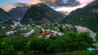 best services to travel and tour pakistan